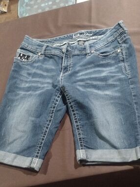 Denim Roll-Cuff Women’s Shorts - Blue